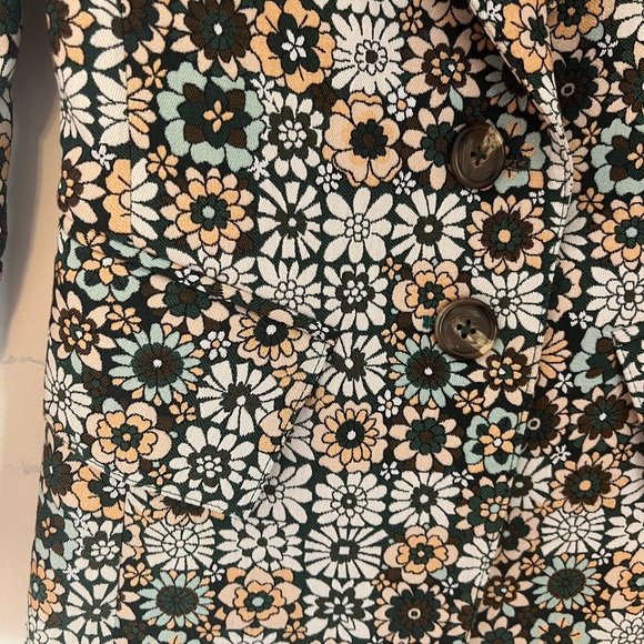 SMYTHE Lounge Blazing in Graphic Floral, Size 2 - Picture 6 of 13